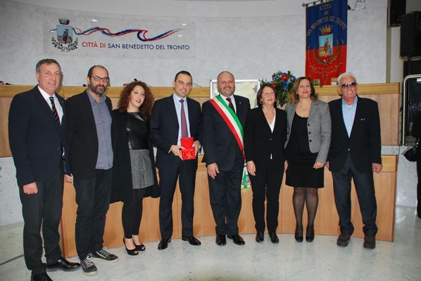 Alcune foto della cerimonia di premiazione del "Truentum" al dr. Andrea Novelli 
