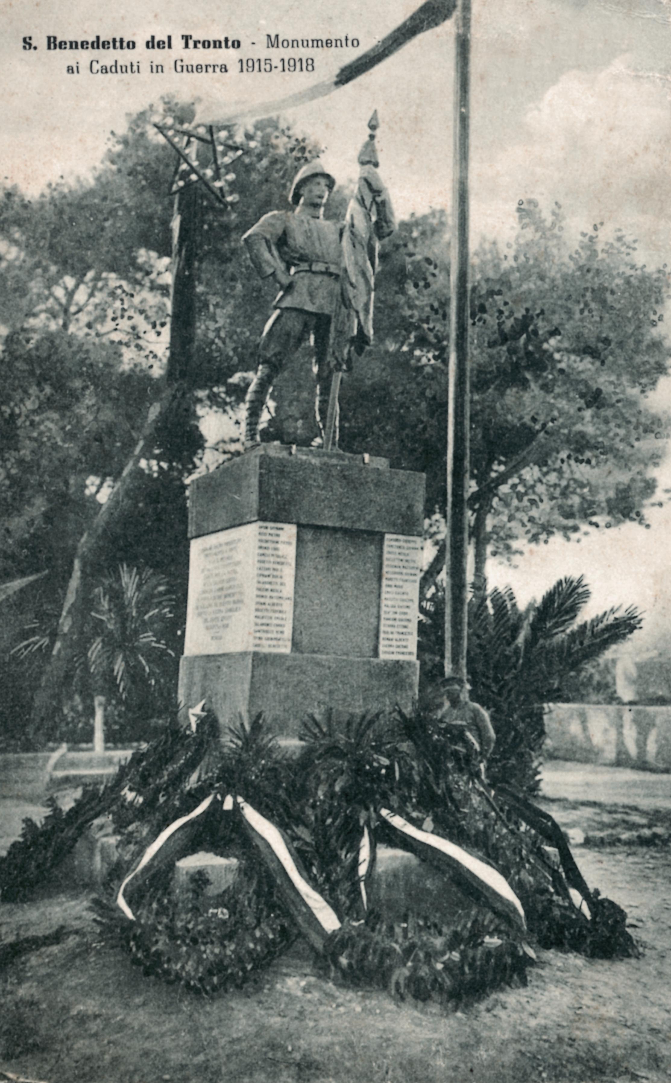 Il Monumento ai caduti che sorge in viale Secondo Moretti è un'opera in bronzo di Amleto Cataldi e fu inaugurato il 14 agosto 1921
