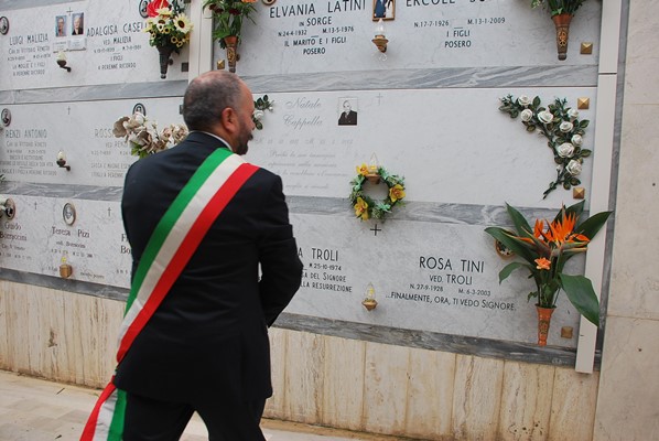 Alcuni scatti della commemorazione del 1° novembre nel Civico Cimitero