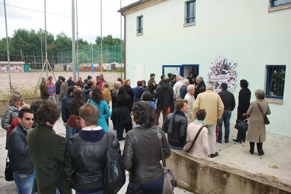 Alcuni momenti della cermionia di intitolazione del Centro Giovani a Giacomo Antonini 