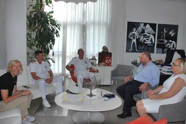 Alcune immagini della visita istituzionale del nuovo comandate della Capitaneria di Porto Gennaro Pappacena e dell'ex comandante Sergio Lo Presti 
