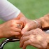Tornano i contributi per assistere anziani non autosufficienti
