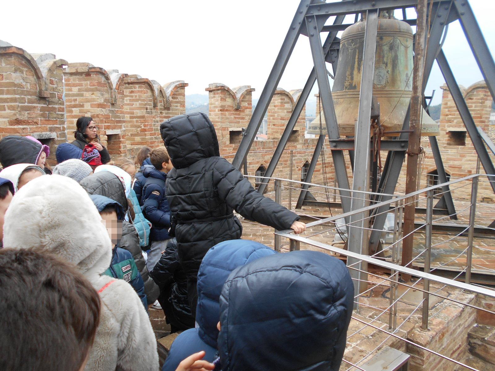 Bambini in visita al Torrione